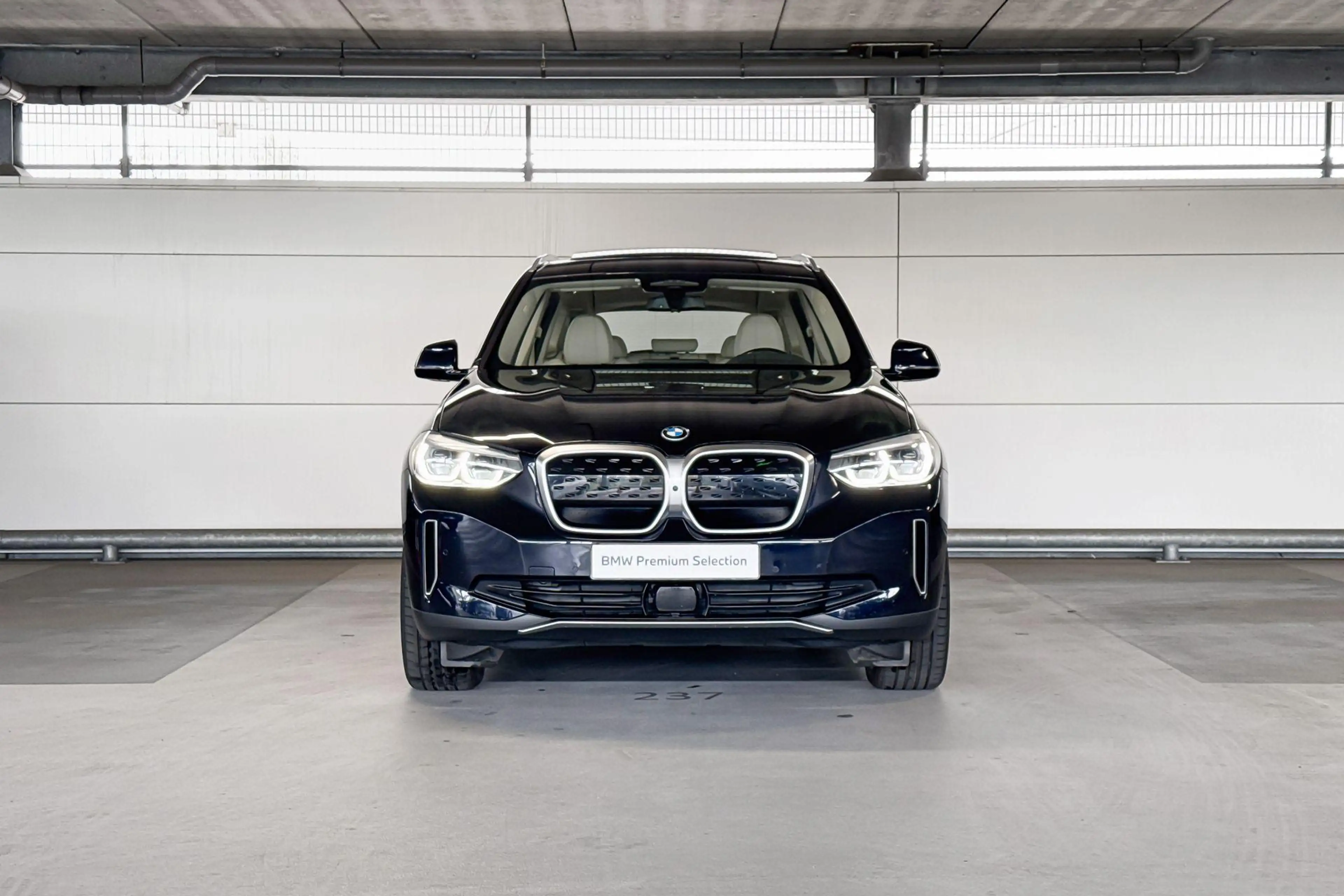 BMW iX3 High Executive 80 kWh — photo 5