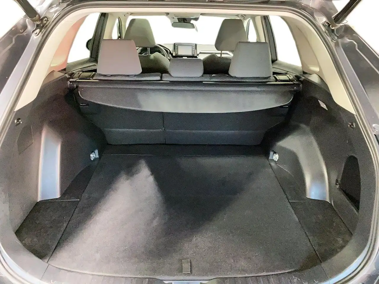 Toyota RAV 4 photo Toyota RAV 4