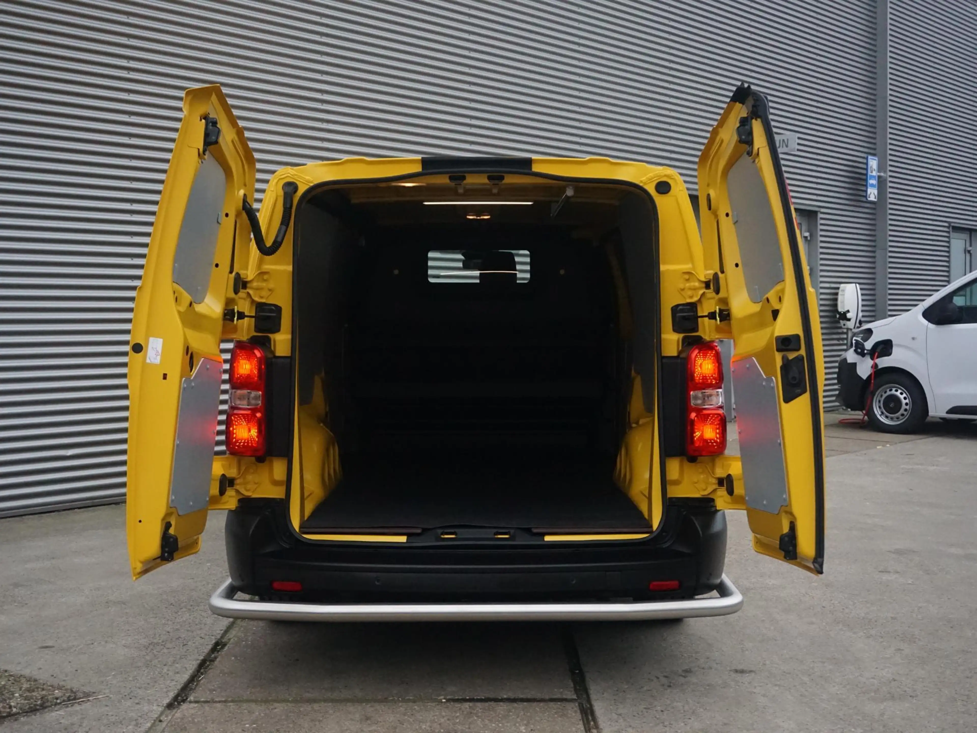 Opel Vivaro-e Electric L3 50 kWh | tot 8 jaar garantie | inclusi — photo 9
