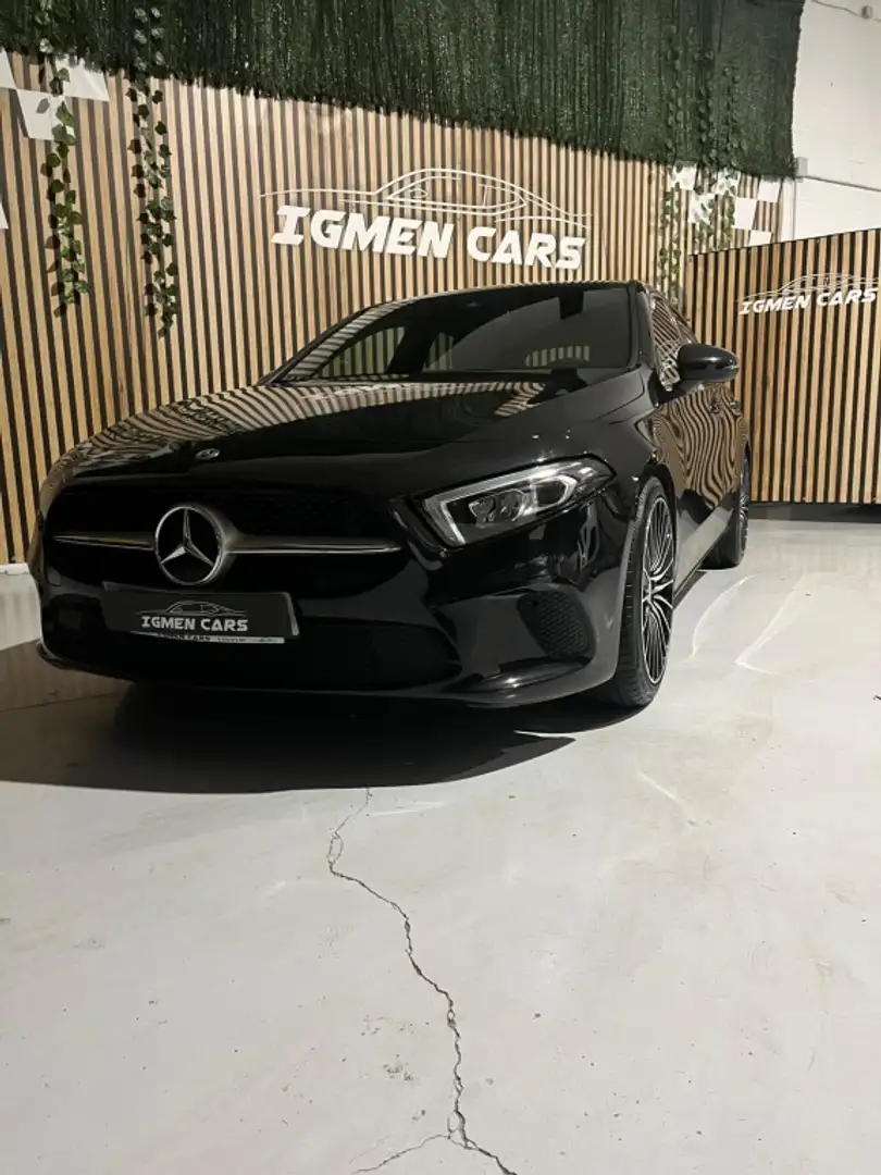 Mercedes-Benz A 180 180d Sedán 7G-DCT Negro - 1
