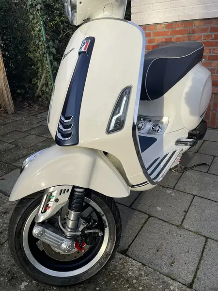 Vespa Primavera 125 - foto 3