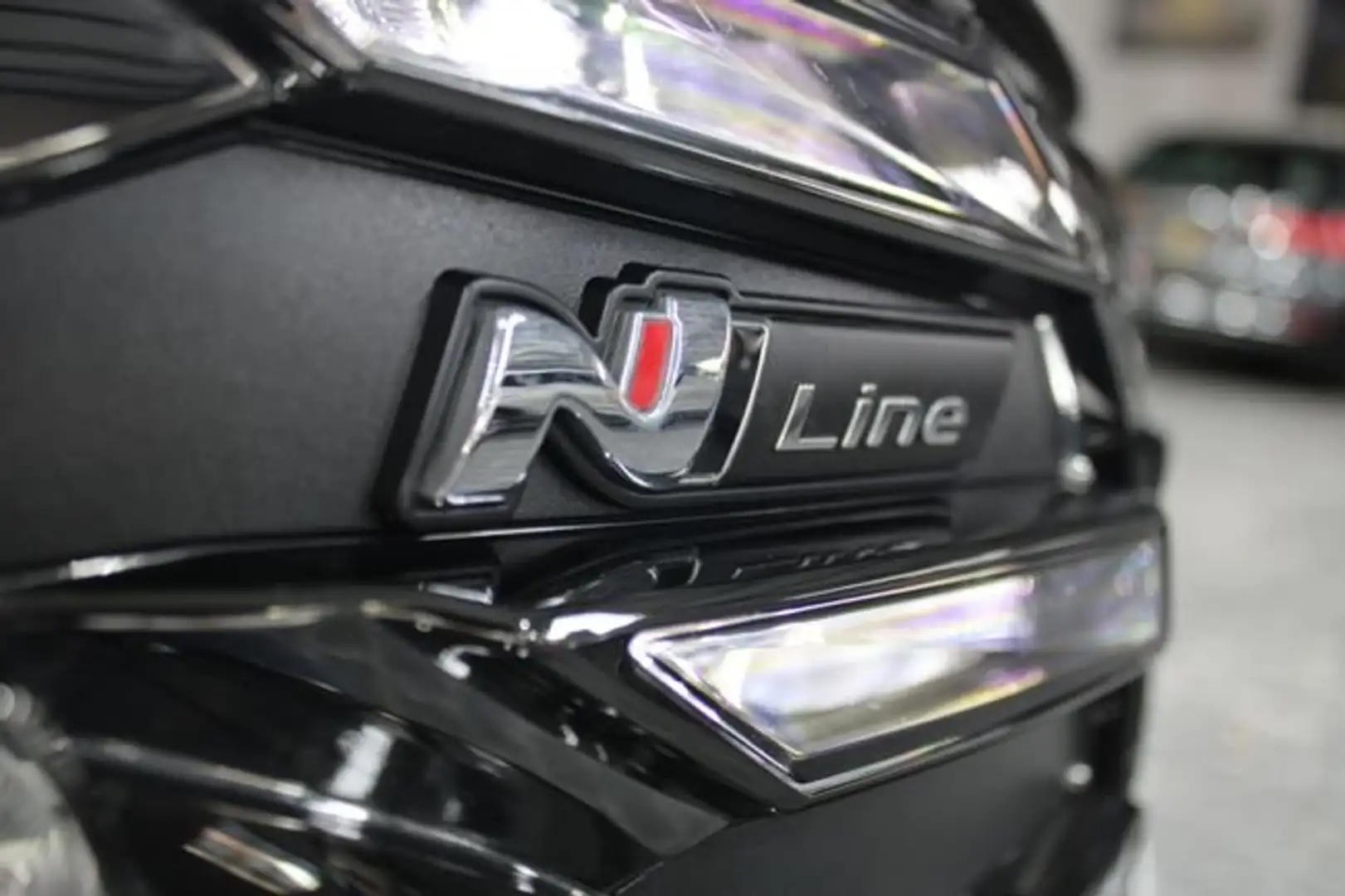 Hyundai TUCSON 1.6 TGDI Nline 30 Aniversario 4x2 Weiß - 2