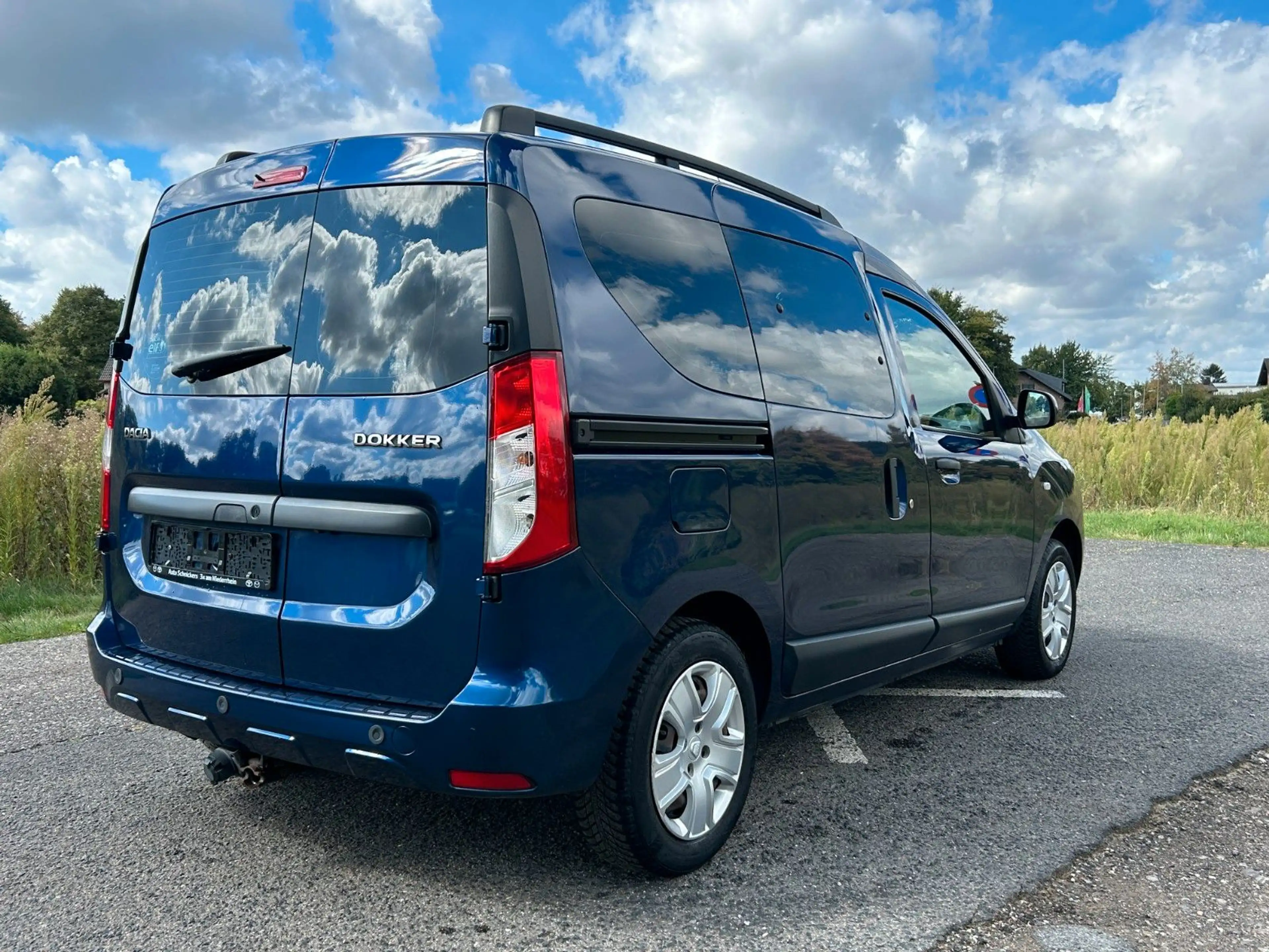 Dacia Dokker Laureate 1.6 LPG Klima Navi Kamera — photo 5