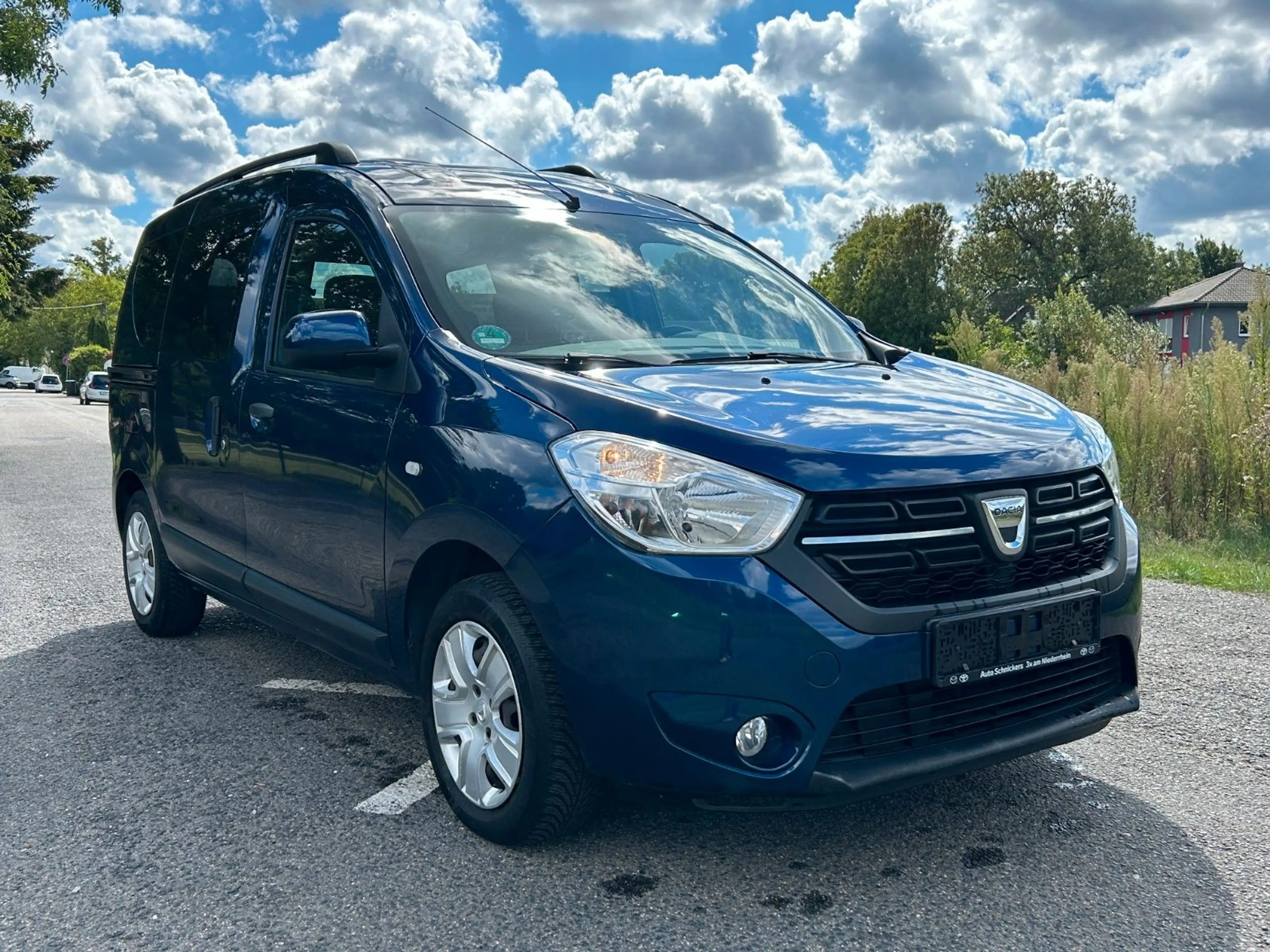 Dacia Dokker Laureate 1.6 LPG Klima Navi Kamera — photo 7