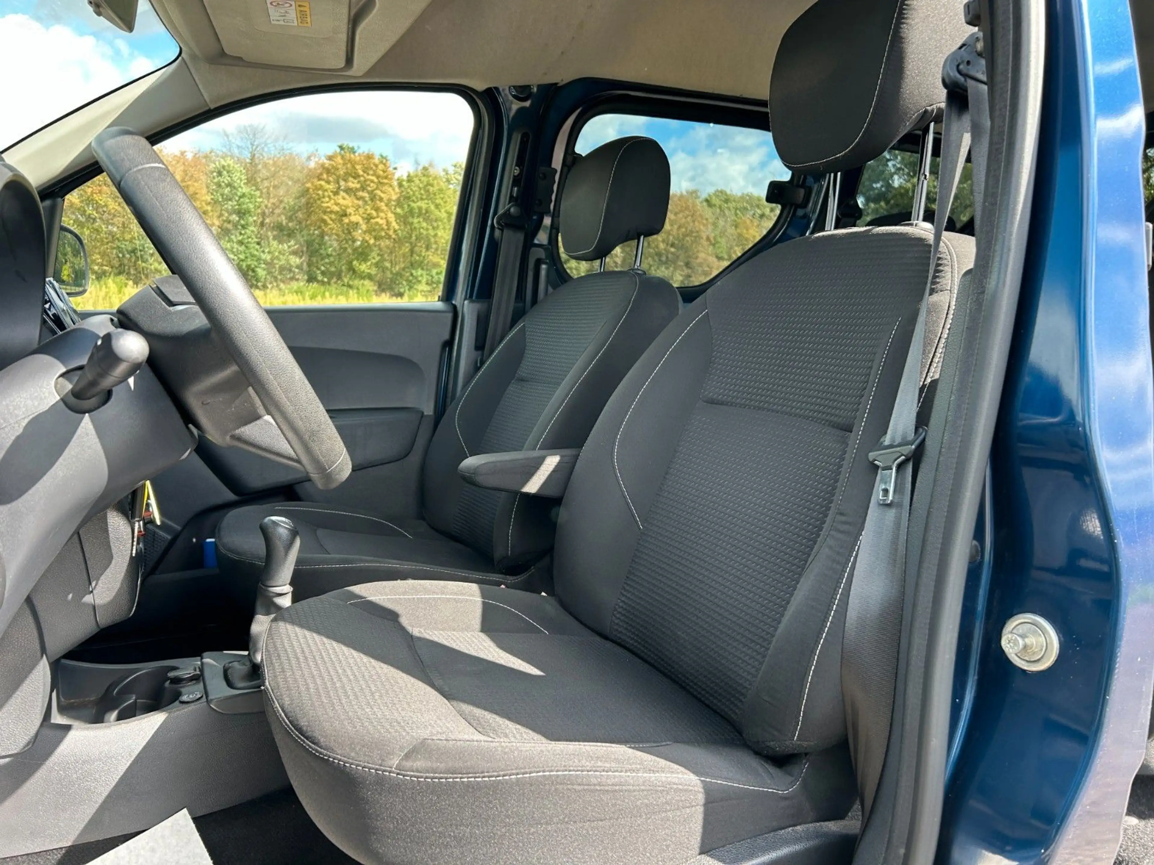 Dacia Dokker Laureate 1.6 LPG Klima Navi Kamera — photo 12