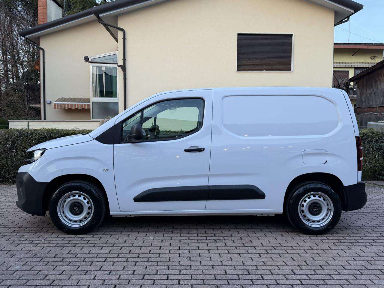 Fiat Doblo Opel Combo Cargo 1.5 Diesel 100CV KM ZERO