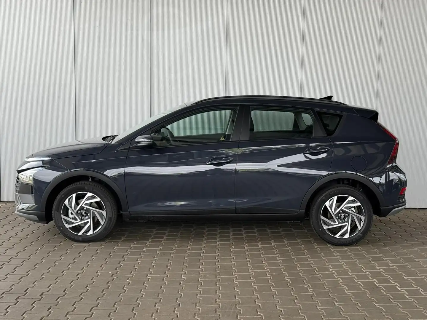Hyundai BAYON 1.2 MPI Comfort+ / Navi Rückfahrkamera ... Grau - 2