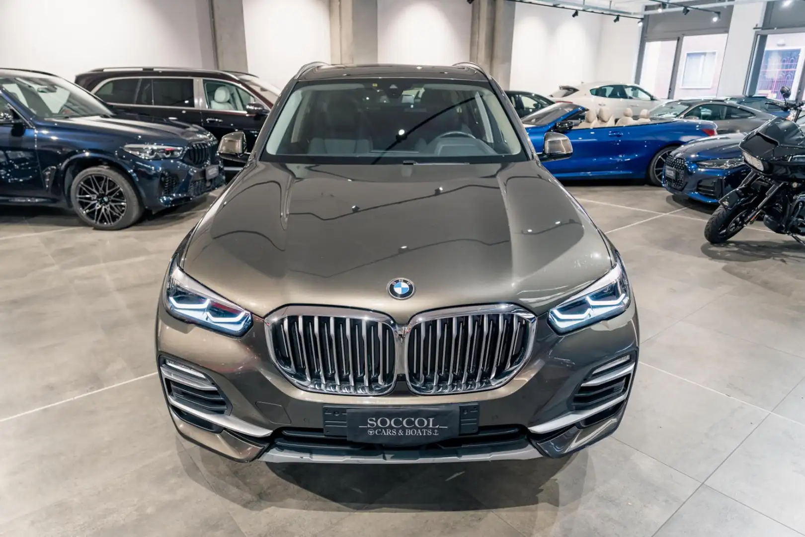 BMW X5 xDrive30d 48V xLine*4 RUOTE STERZANTI*DOPPI VETRI Grey - 2