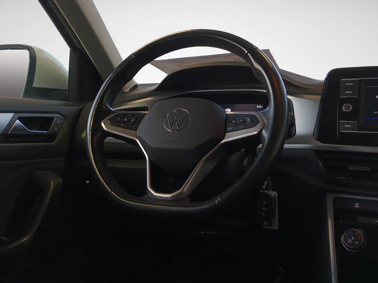 Volkswagen T-Roc 2.0 TDI DSG Life 10