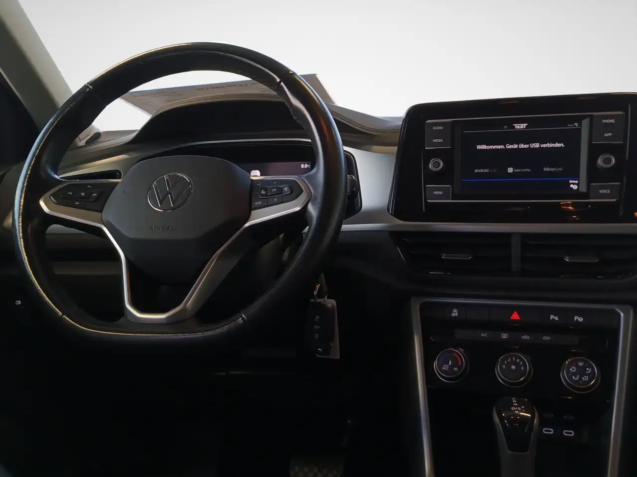 Volkswagen T-Roc 2.0 TDI DSG Life 9