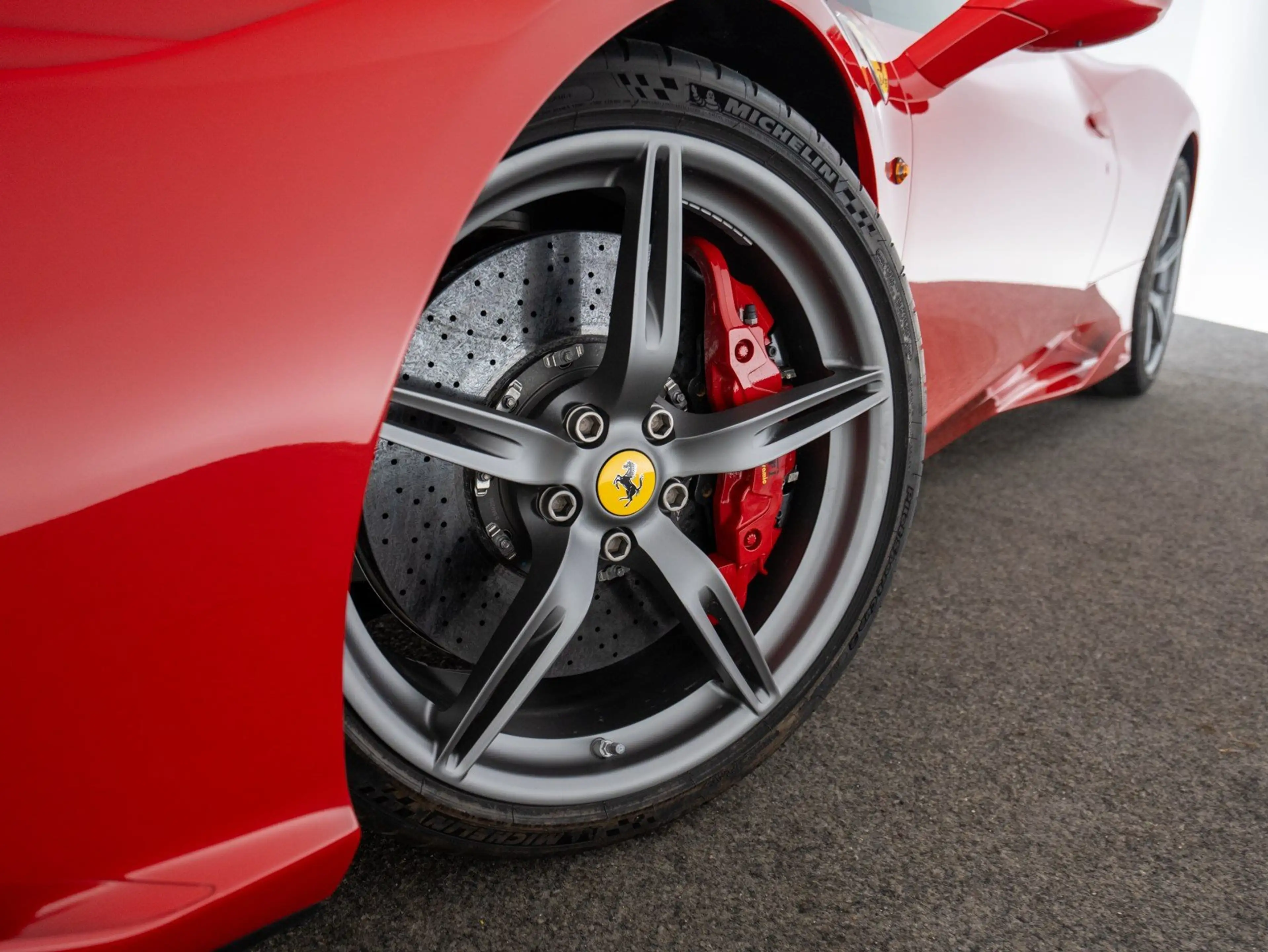 Ferrari 458 Speciale APPROVED / LIFT SYSTEM — photo 11