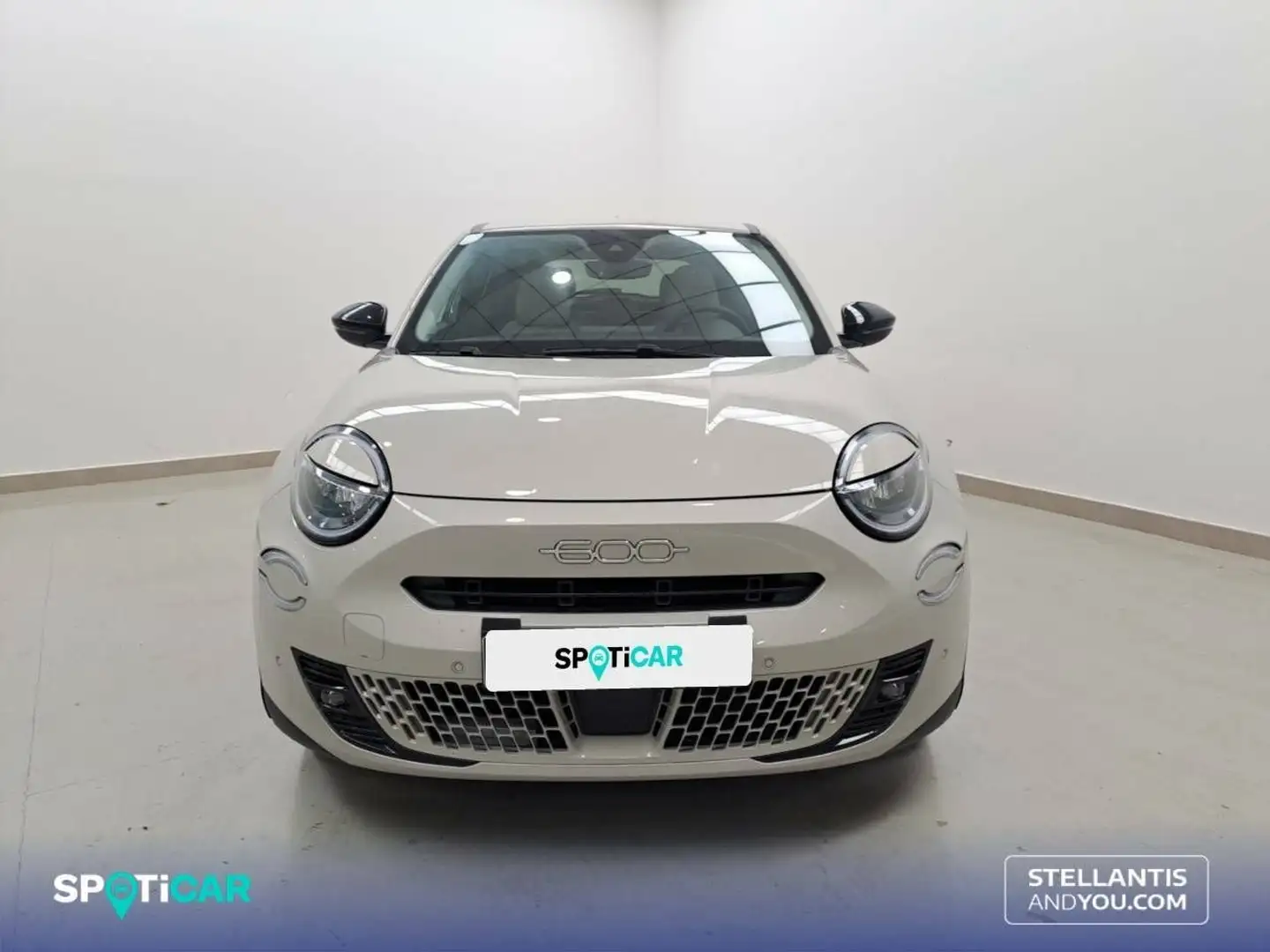 Fiat 600 MHEV  1.2 74kW (100CV) DDCT La prima Beige - 2