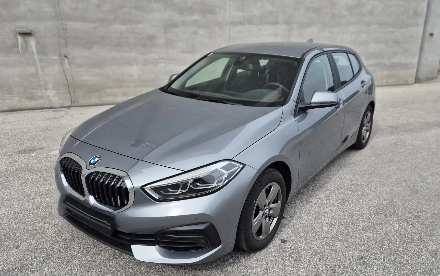 BMW 118 118i Aut. - 1