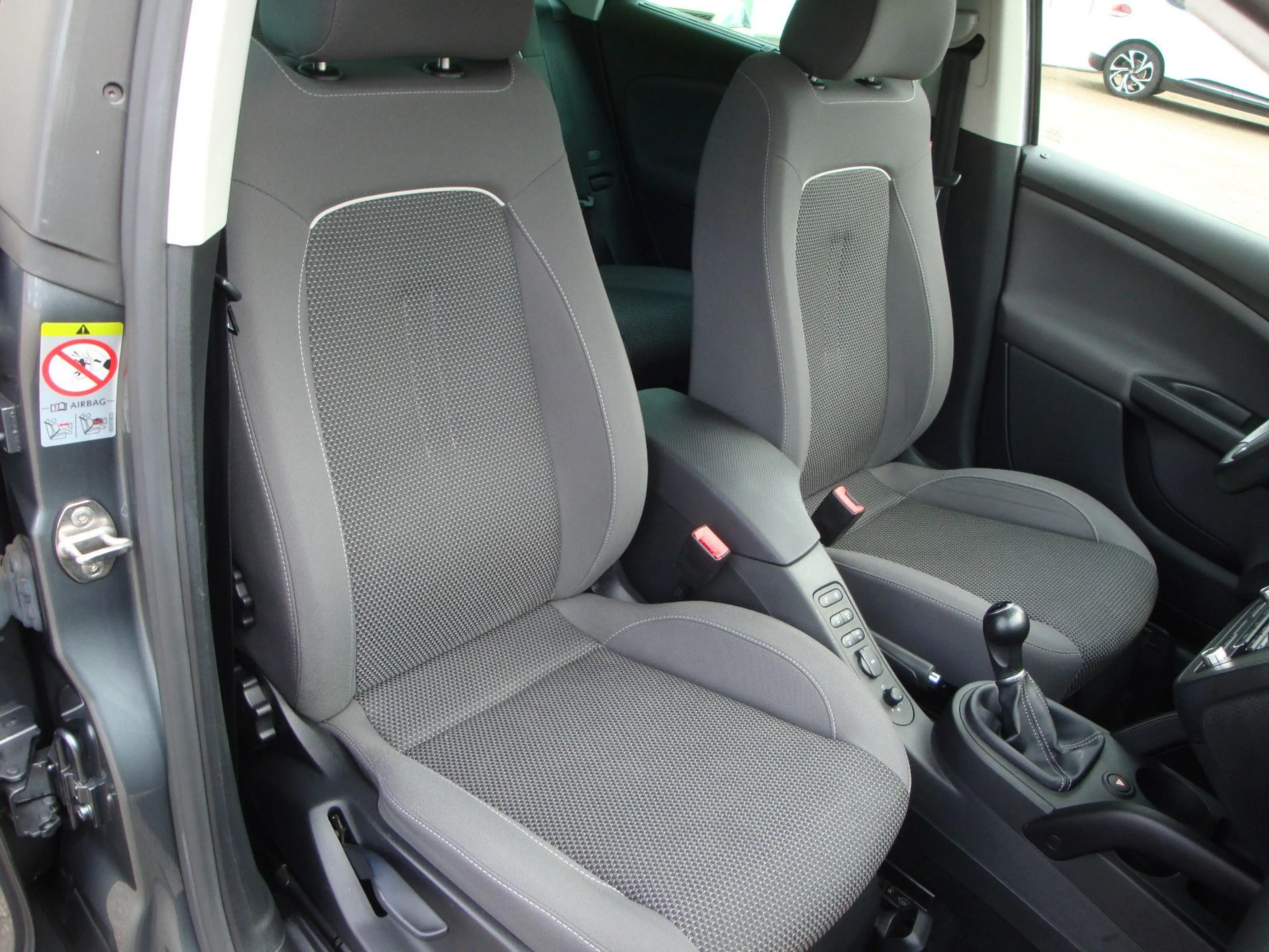 SEAT Altea XL 4You — photo 12