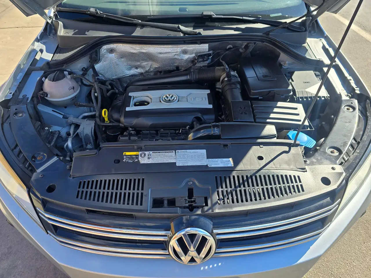 Volkswagen Tiguan photo Volkswagen Tiguan