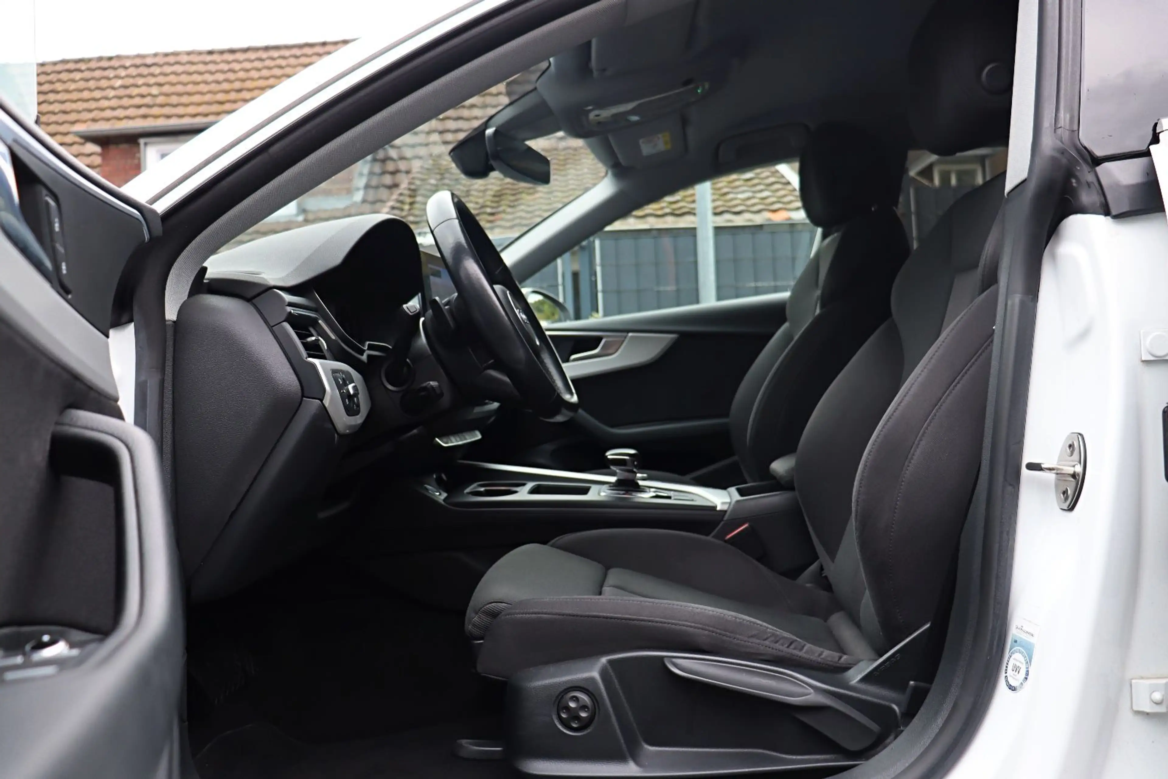 Audi A5 Sportback 40 TFSI S line MATRIX*360°*AHK*20" — photo 9