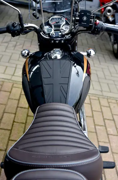 Royal Enfield Classic 350 - foto 7