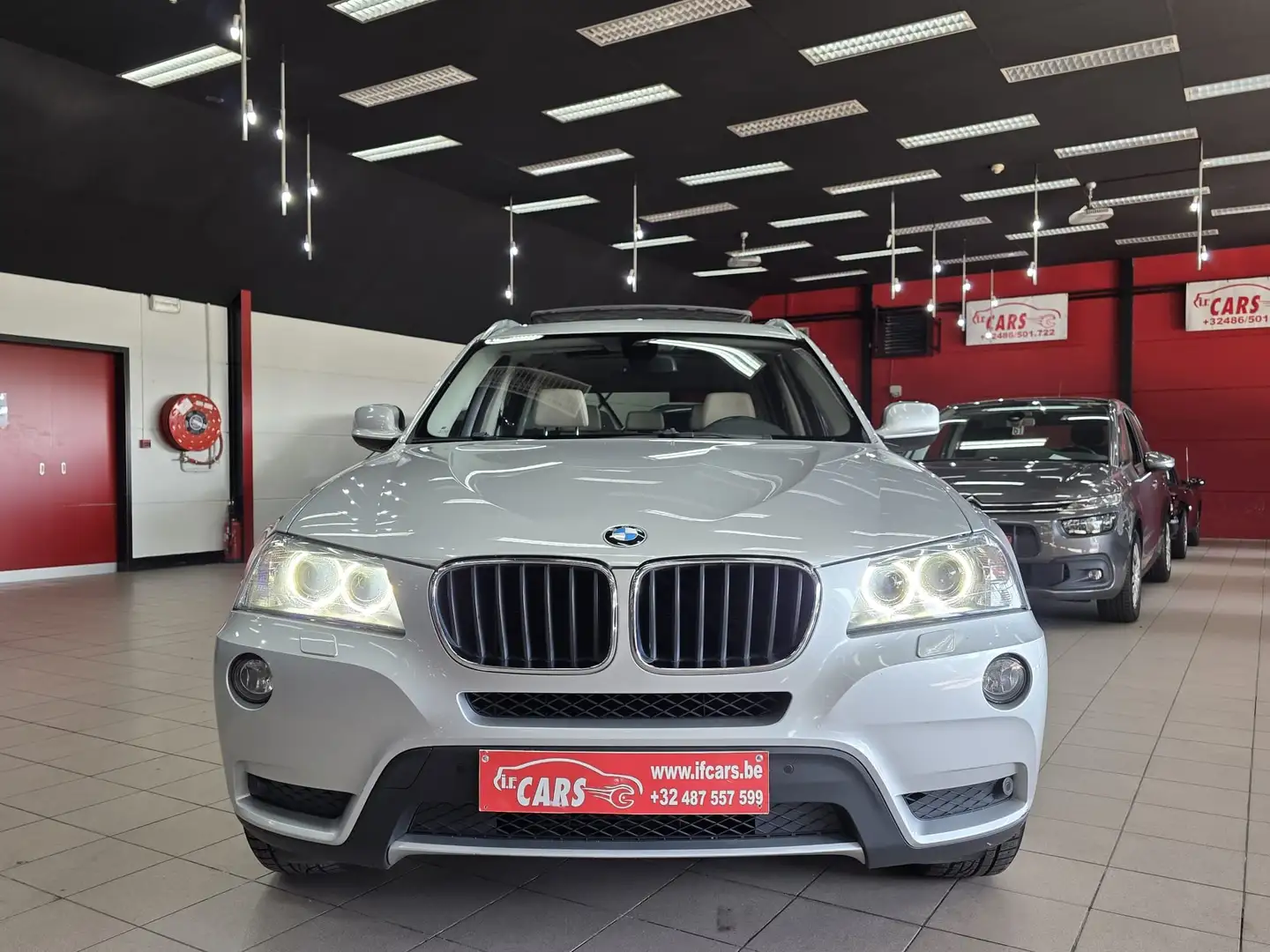 BMW X3 X3 sDrive18d Aut.**PANO DAK**NAVIGATIE**LEDER**LED Argent - 2