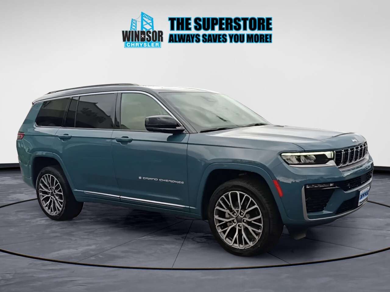 2026 Jeep Grand Cherokee Summit 4x4 — photo 1