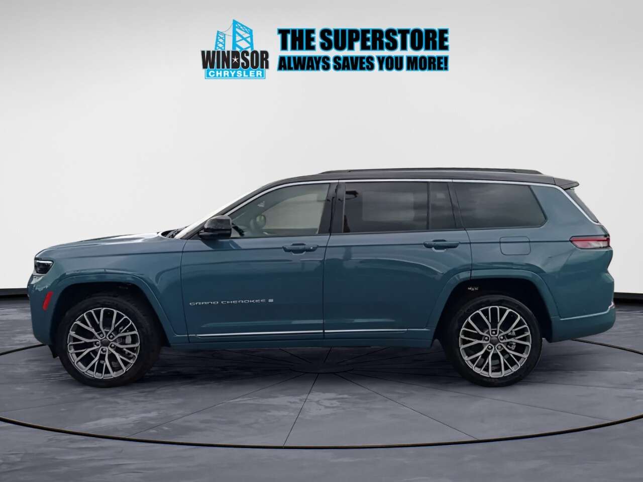 2026 Jeep Grand Cherokee Summit 4x4 — photo 1
