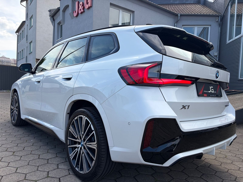 BMW X1 xDrive 25 e M Sport*el.Sitz*HuD*20`*HiFi — photo 5