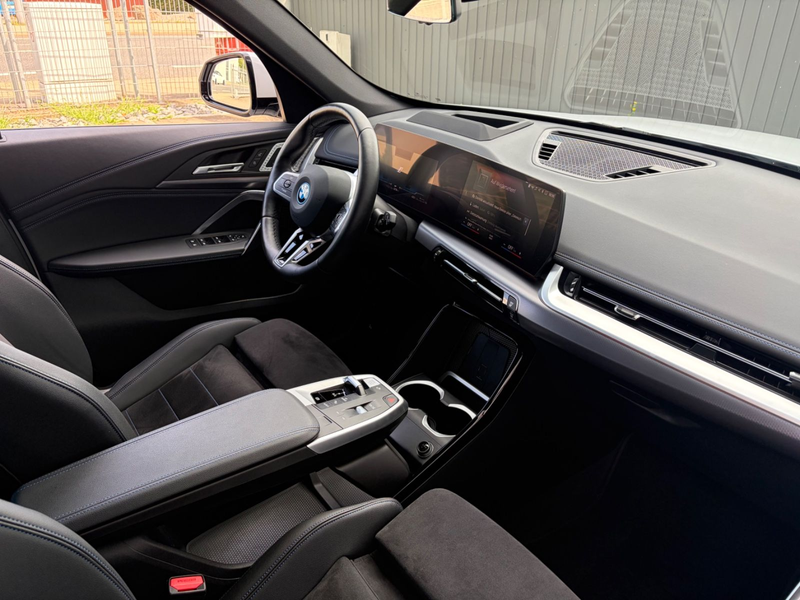BMW X1 xDrive 25 e M Sport*el.Sitz*HuD*20`*HiFi — photo 12
