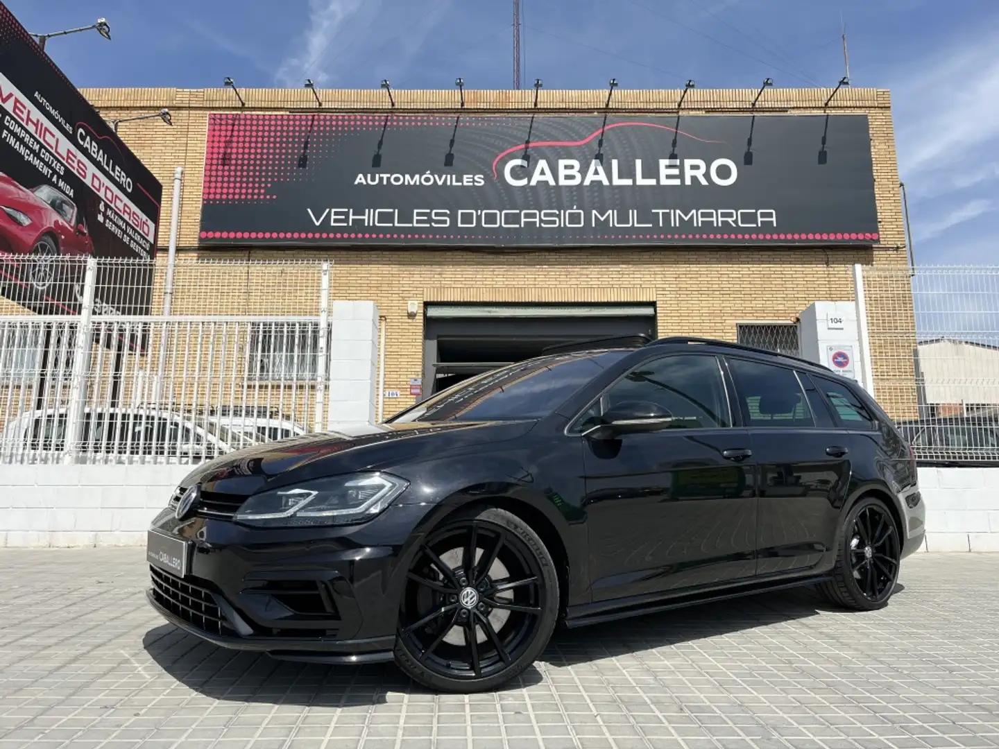 Volkswagen Golf Variant 2.0 TSI R DSG7 Noir - 1