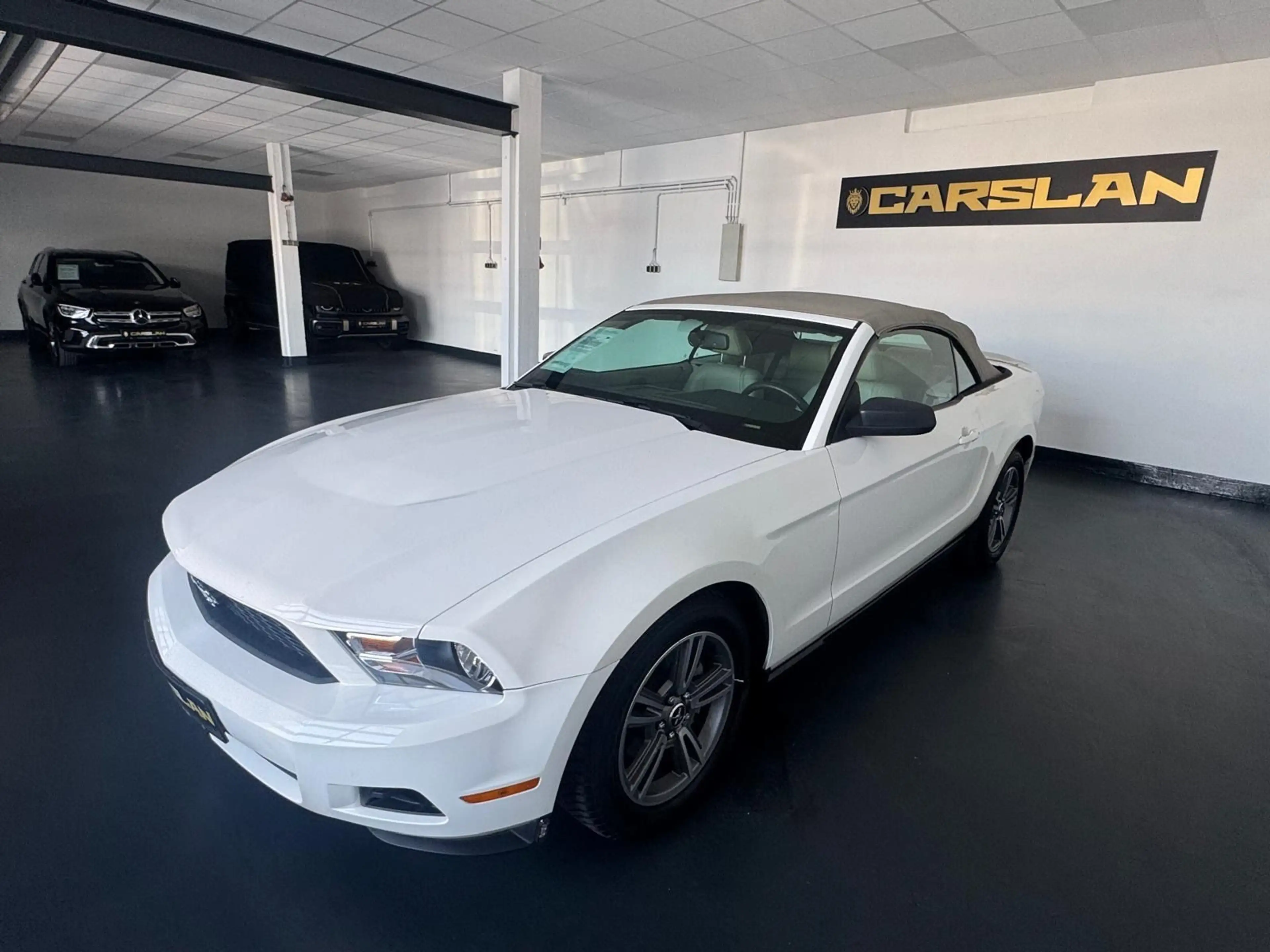 Ford Mustang CABRIO "V6+VOLLLEDER+SPORTPAKET" — photo 8