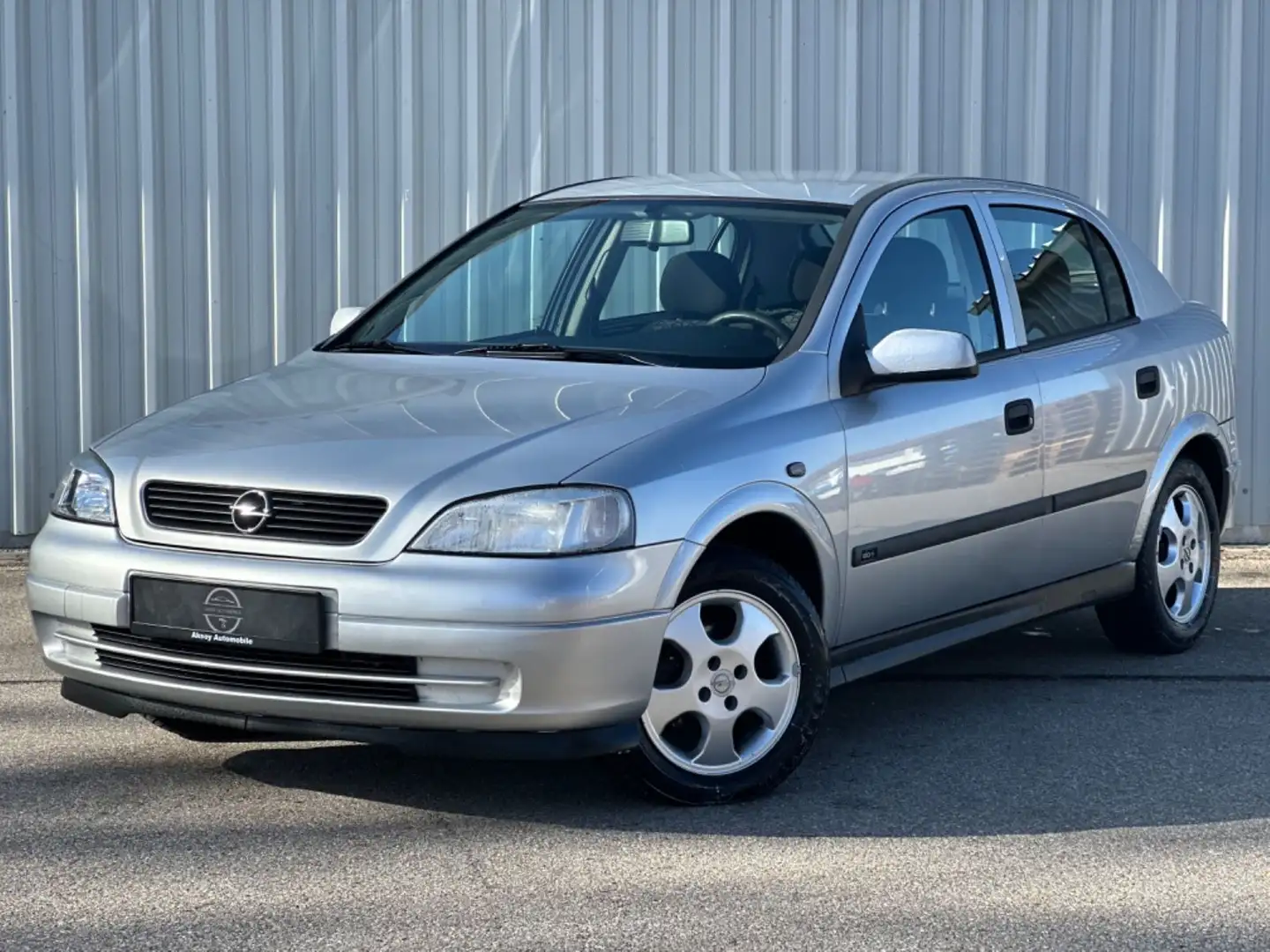 Opel Astra 1.6 101 PS Automatik (*KLIMA*) Сірий - 1