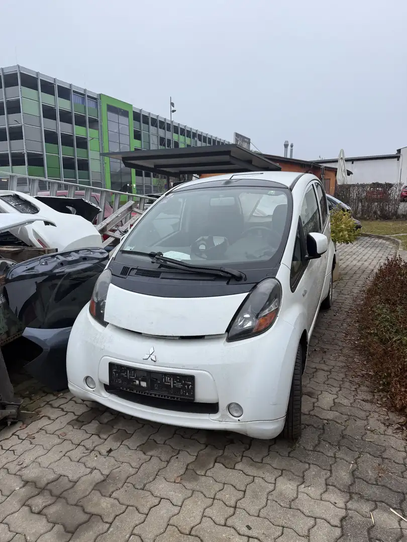 Mitsubishi I-MiEV Weiß - 1