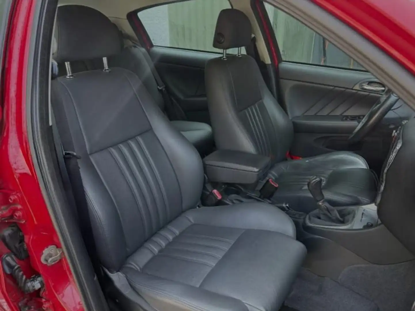 Alfa Romeo 147 147 2.0 TS Distinctive crvena - 1