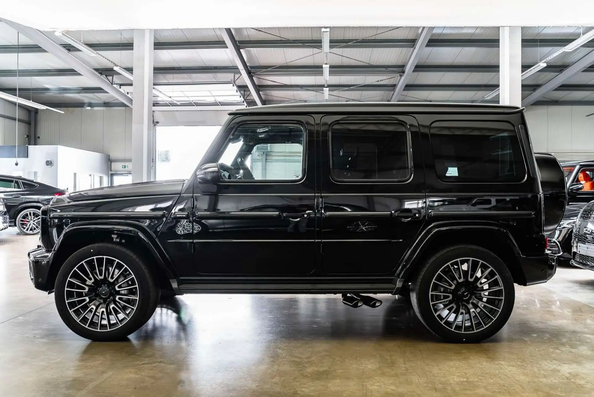 벤츠 G-Class G 63 AMG 2026 검정 사진 5