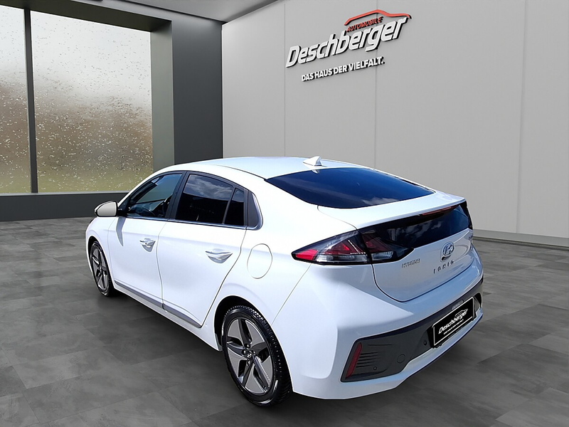 Hyundai IONIQ Ioniq 1,6 GDi Hybrid Level 5 DCT Aut. — photo 5