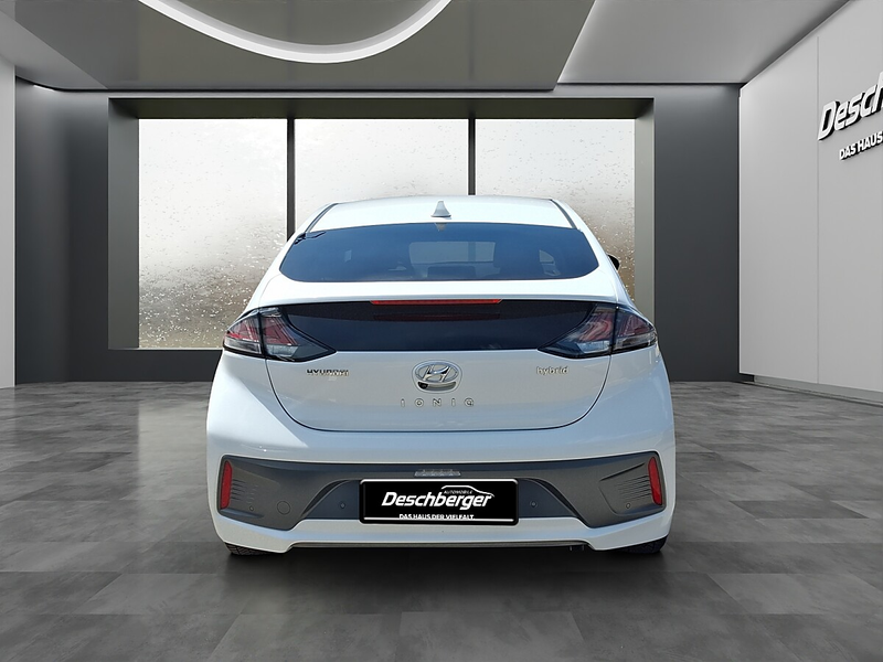 Hyundai IONIQ Ioniq 1,6 GDi Hybrid Level 5 DCT Aut. — photo 6