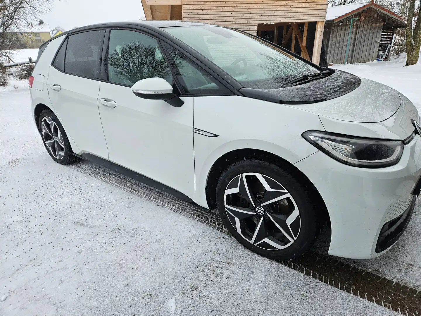 Volkswagen ID.3 pro Performance Upgrade Style Weiß - 2