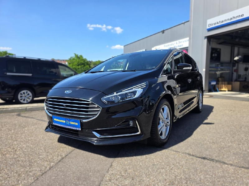Ford S-Max S-MAX Titanium AUTOMATIK *AHK*NAVI*7-SITZ*KAM*