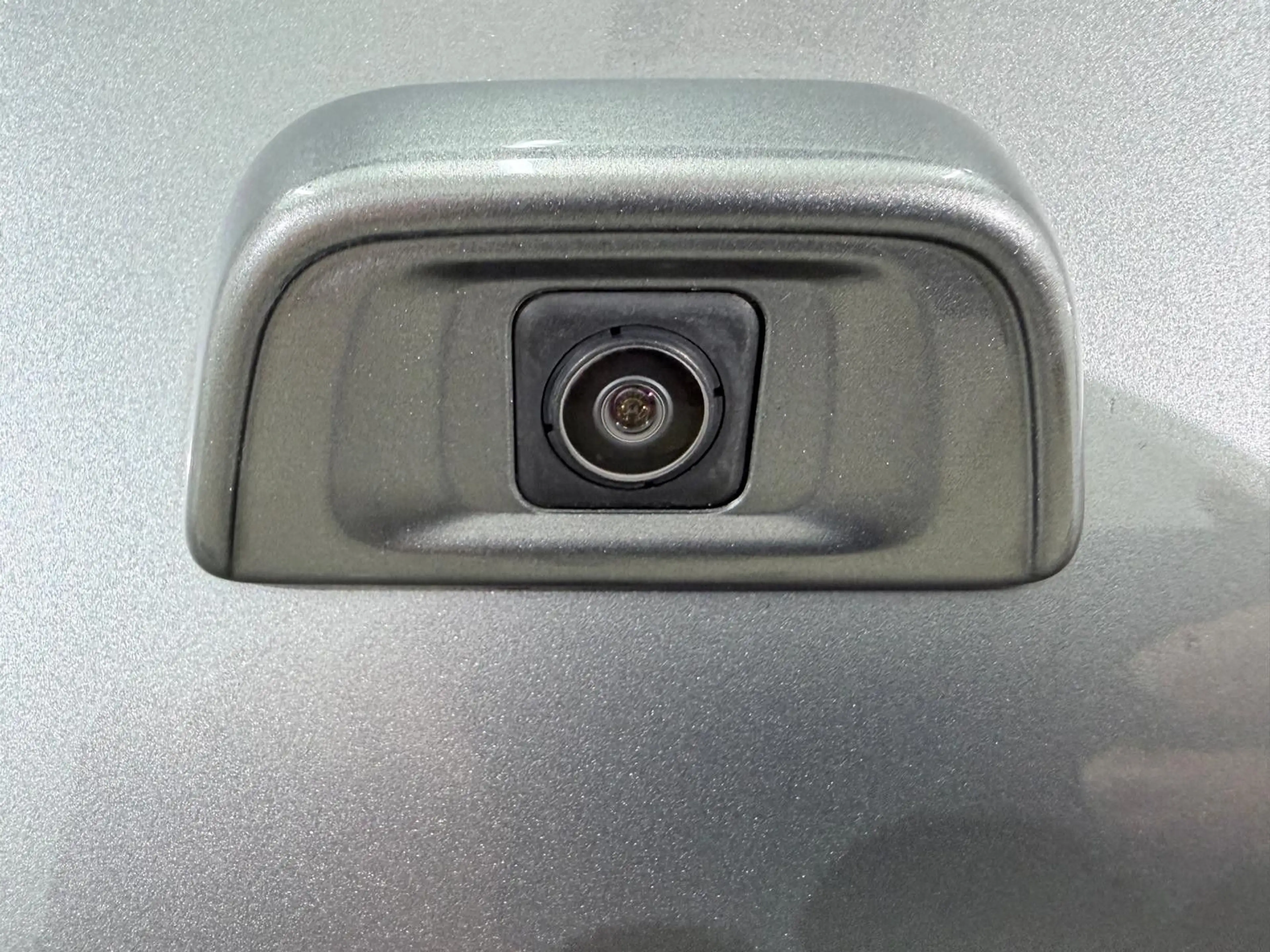 Mitsubishi L200 Doppelkabine 4WD*NAV*PDC*TÜV NEU* — photo 9