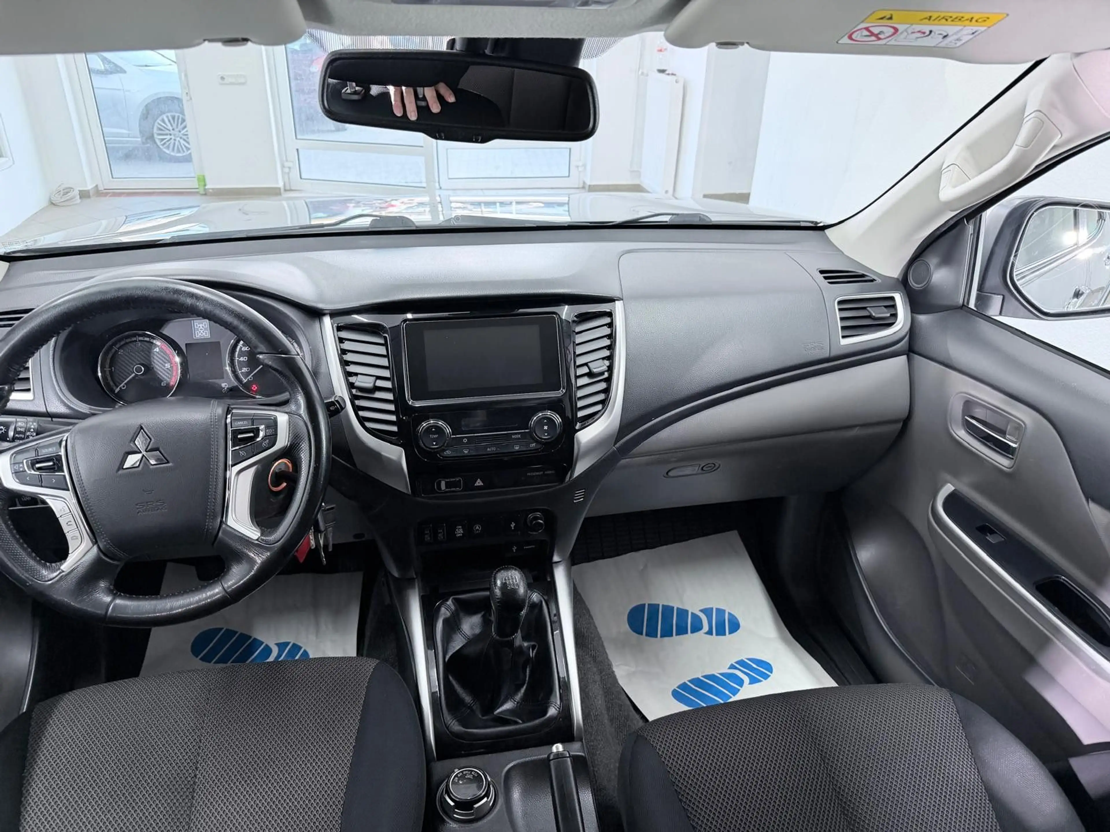 Mitsubishi L200 Doppelkabine 4WD*NAV*PDC*TÜV NEU* — photo 13