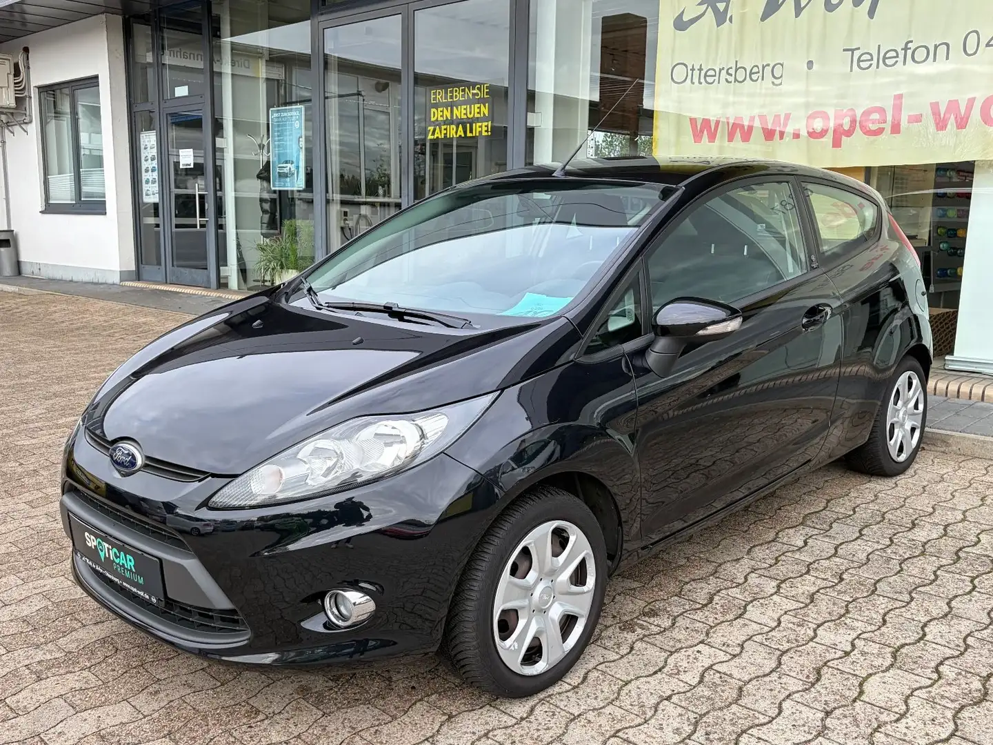 Ford Fiesta 3trg Champions Edition +KLIMA+AUX+SHZ+BT+ Schwarz - 1