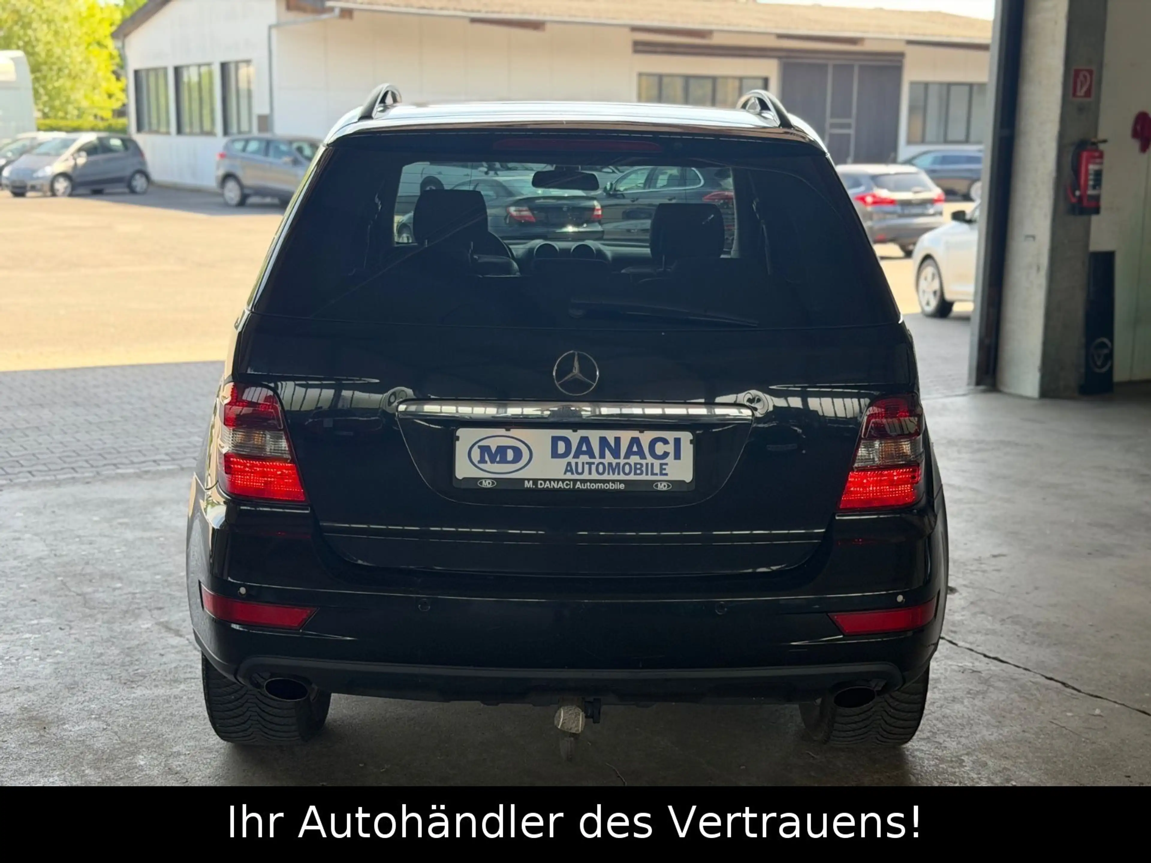 Mercedes-Benz ML 300 CDI*AHK 3,5t*PDC*Tempomat*Voll Leder — photo 5
