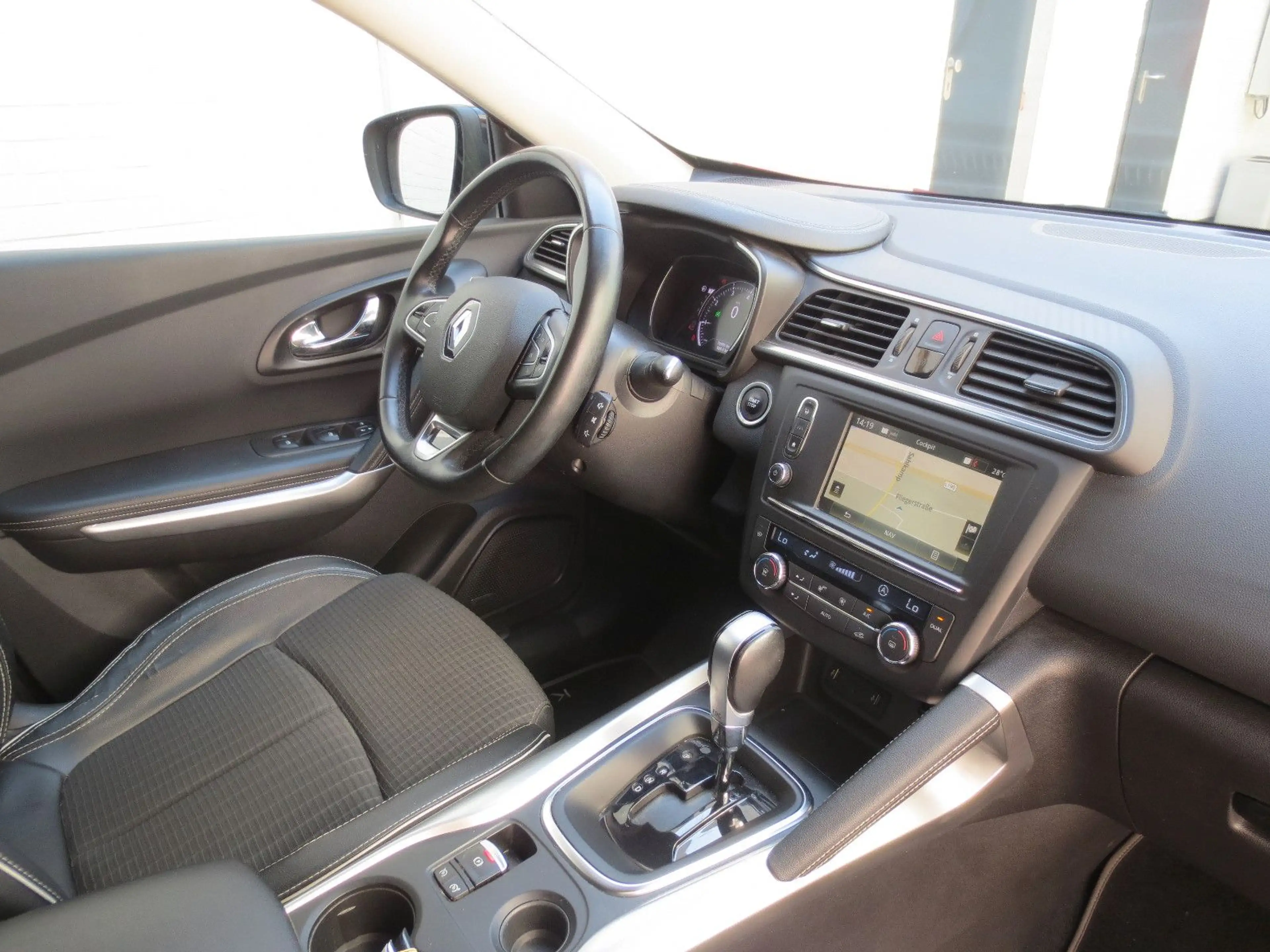 Renault Kadjar BoseEdition Automatik/LED/Kamera/AHK/Navi — photo 5