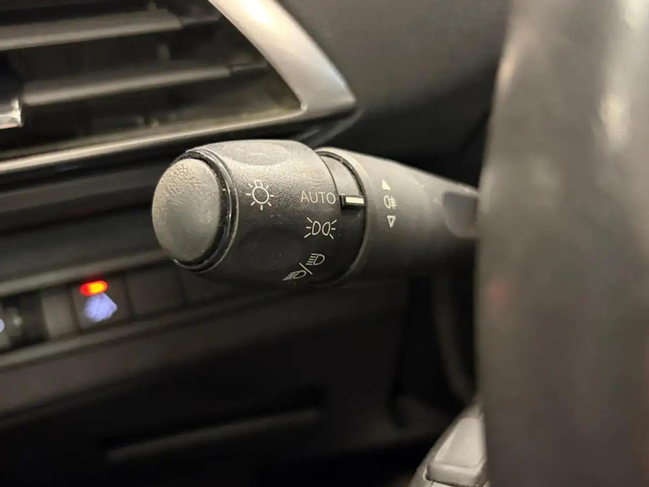 Peugeot 3008 3008 — photo 24