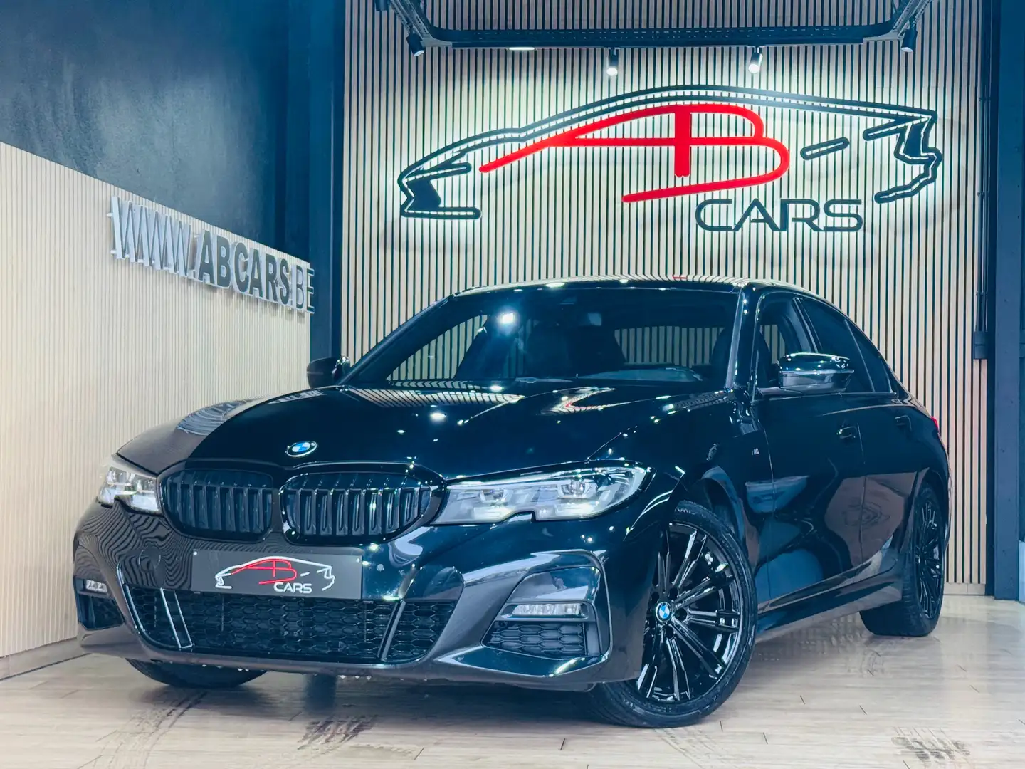 BMW 318 dA * PACK M * GARANTIE 12 MOIS * Zwart - 1