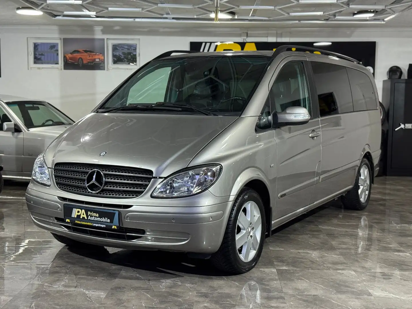 Mercedes-Benz Viano 3.0 CDI lang 7-Sitzer Automatik Klima PDC Argent - 1