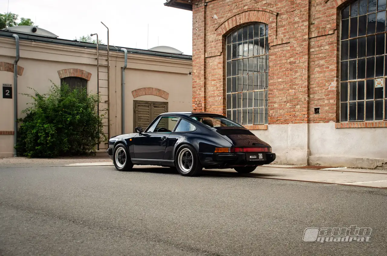 Porsche 911 Carrera Coupé 3,2 - G50 - dunkelblau - Flanellstreifen, foto 3