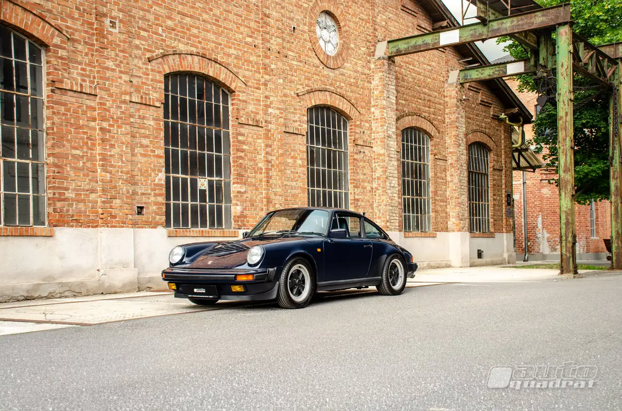 Porsche 911 Carrera Coupé 3,2 - G50 - dunkelblau - Flanellstreifen, foto 4