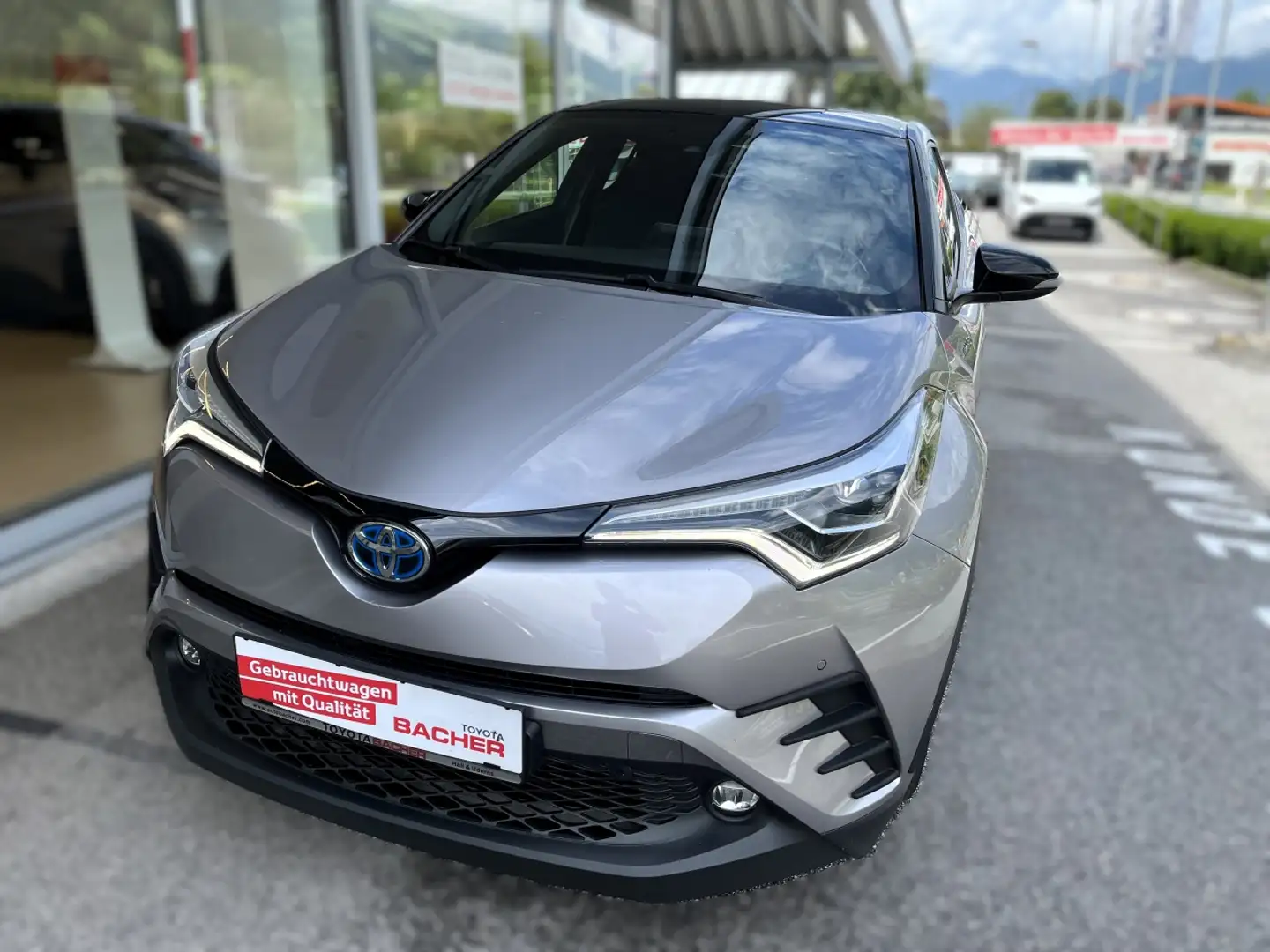 Toyota C-HR 1,8 HSD C-LUB Szürke - 2
