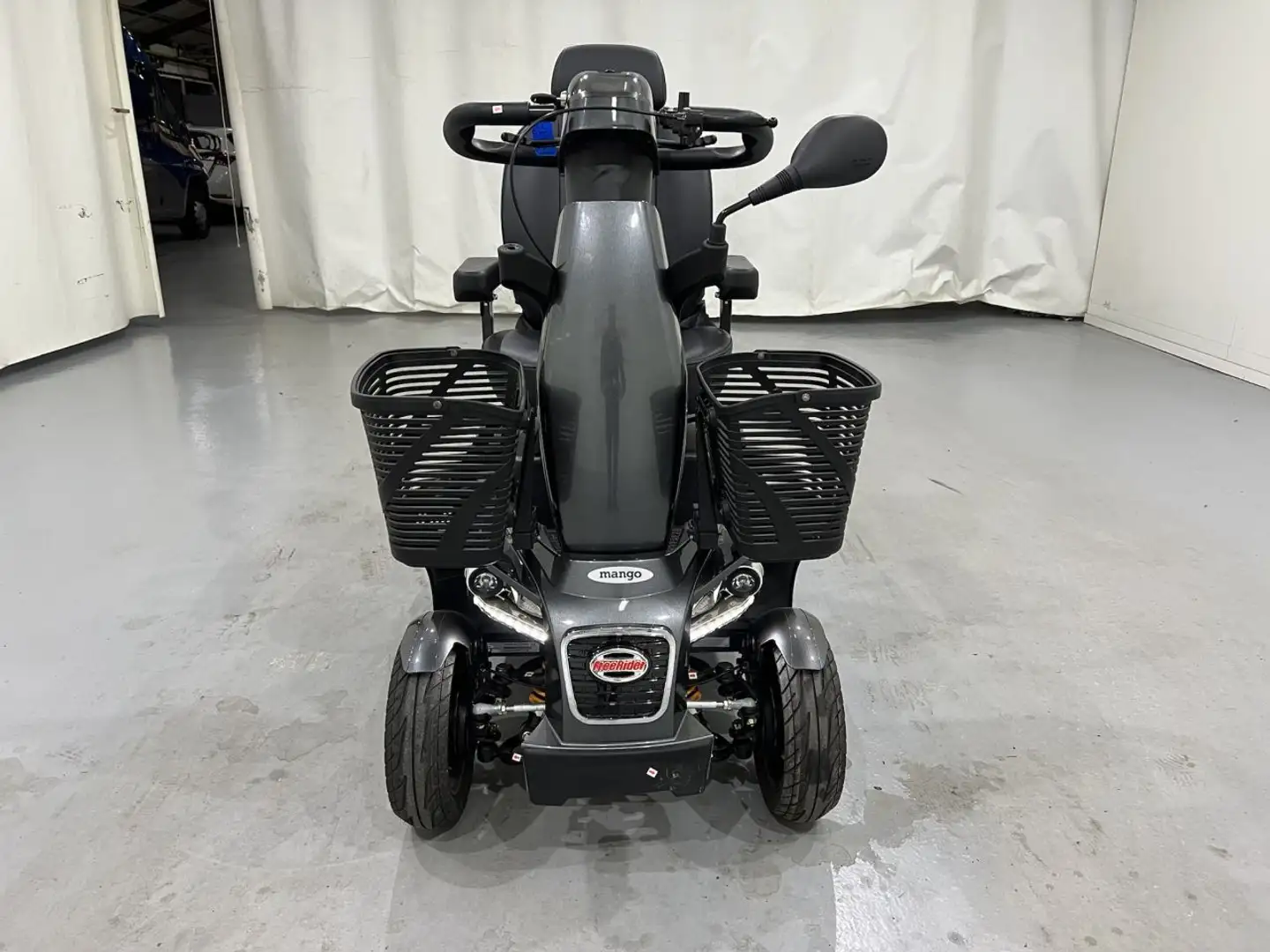 Overig Mango  Scootmobiel FR-1 80ah accu + lader Grijs - 1