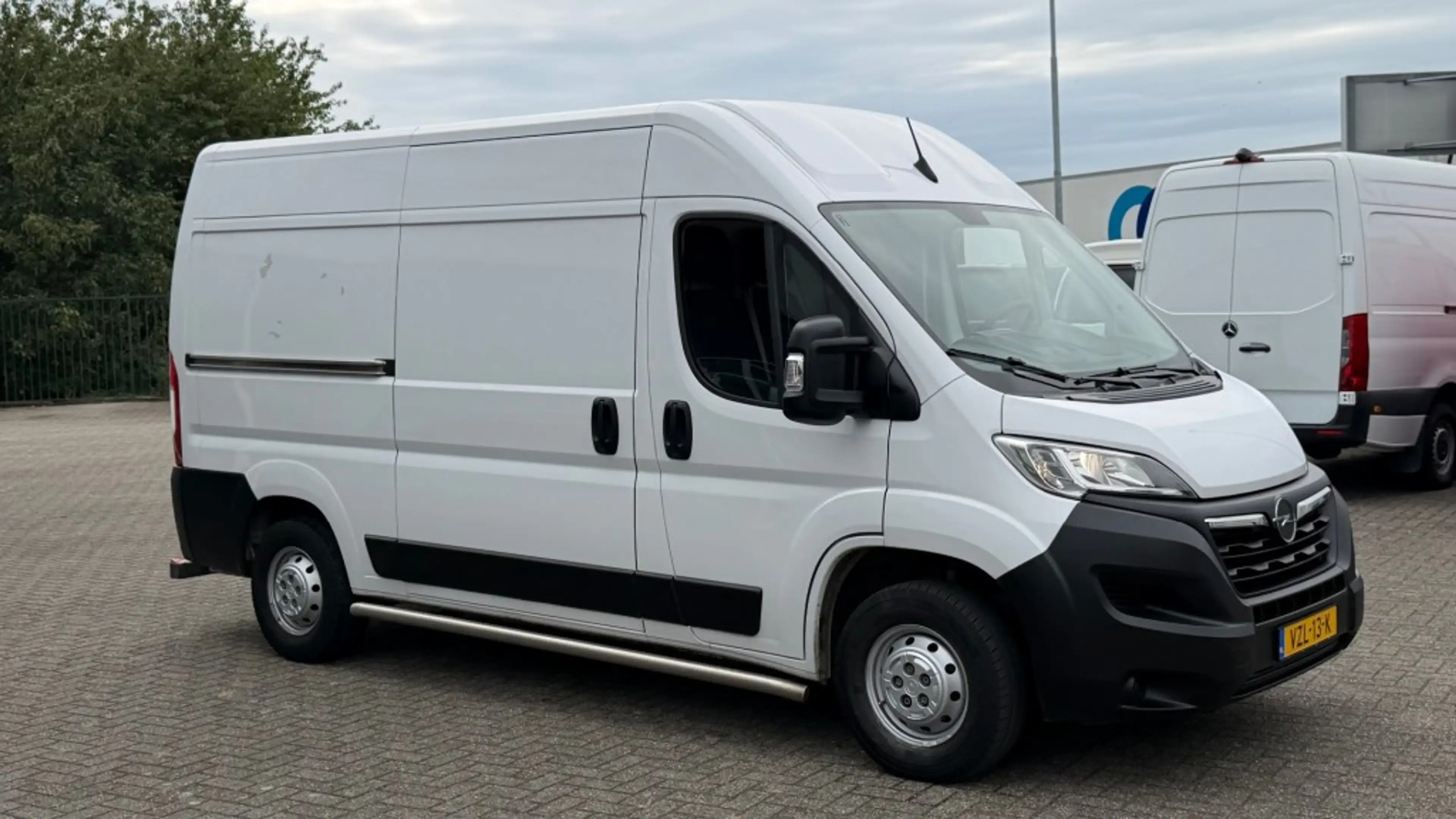 Opel Movano 2.2D 103KW 140PK L2H2 EURO 6 APPLE CARPLAY/ CAMERA — photo 4