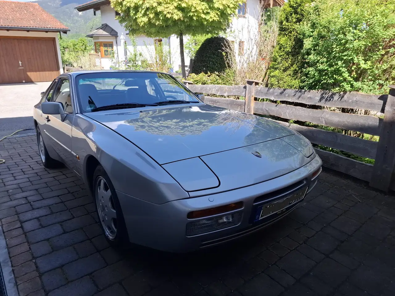 Porsche 944 S 2, foto 1